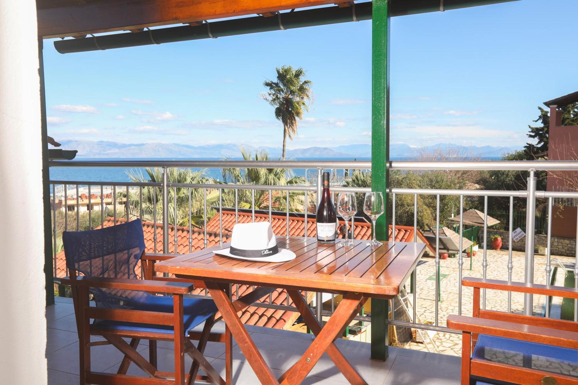 Corfu Hotel Apartments Беницес Екстериор снимка