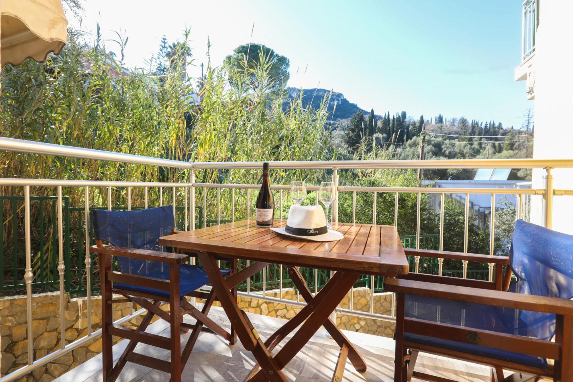 Corfu Hotel Apartments Беницес Екстериор снимка